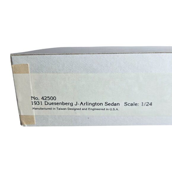 Vintage Car Club of America 1931 Duesenberg Sedan Wood Kit Scale 1/24 by X-ACTO - Picture 3 of 7